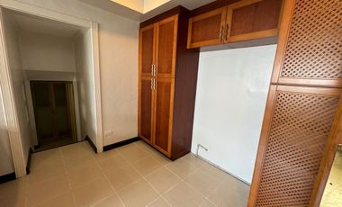 House for Rent in Dasma Village - Dasmariñas Makati Paraiso Street