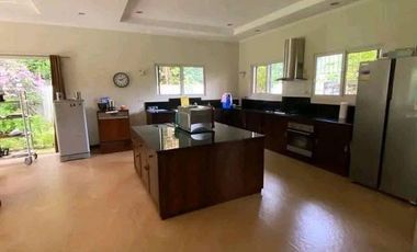 Fully Furnished 4 Bedrooms House for Rent