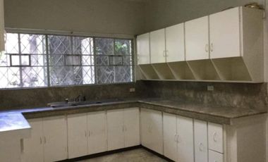 4 Bedroom House in White Plains Quezon City for Lease