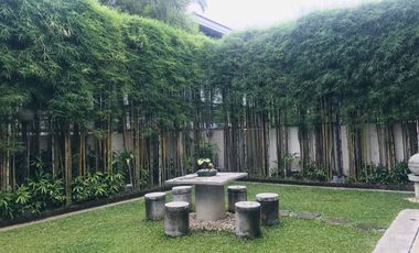 HOUSE and LOT / MARINA BAY TOWN