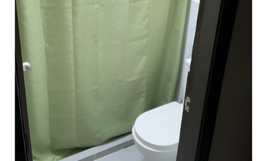 1 Bedroom/2 Bathroom/Kitchen/1 car garage