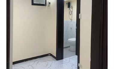 1 Bedroom/2 Bathroom/Kitchen/1 car garage