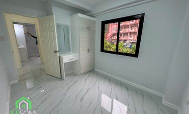 Modern House for sale