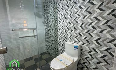 Modern House for sale