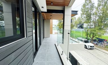 Sensational 4-Bedroom House and Lot for Sale in Tagaytay City