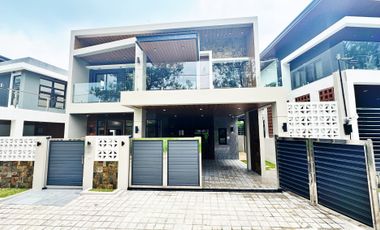 Sensational 4-Bedroom House and Lot for Sale in Tagaytay City