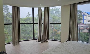 2 Bedrooms Condo Corner Unit with Balcony NEAR DOWNTOWN (City Hub, Baguio City)