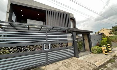 Spacious 3-Storey 5-Bedroom Modern House with Pool Near SM Pampanga