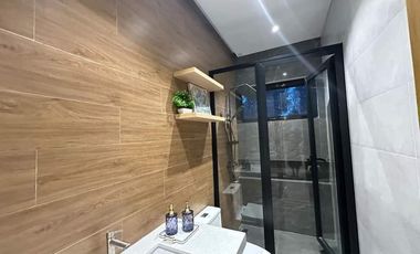 Spacious 3-Storey 5-Bedroom Modern House with Pool Near SM Pampanga