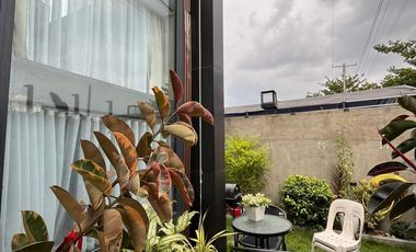 Spacious 3-Storey 5-Bedroom Modern House with Pool Near SM Pampanga