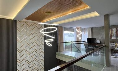 Spacious 3-Storey 5-Bedroom Modern House with Pool Near SM Pampanga