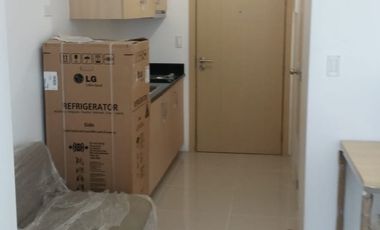 For Sale: SM light - Studio Condominium in Barangka Ilaya, Madaluyong