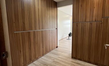 5 Bedroom Townhouse for Sale in Sta. Mesa Manila