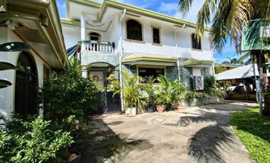 Beach house for rent 12 bedrooms 11 toilet and bath in Poblacion Panglao Bohol