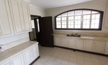 3 Bedroom House For Rent - Green Meadows, Pasig