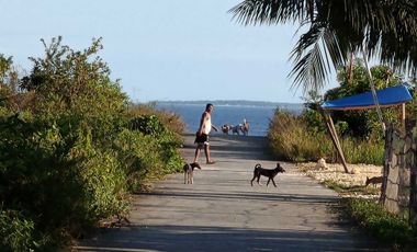 213sqm clean title house and lot walking distance to the sea water