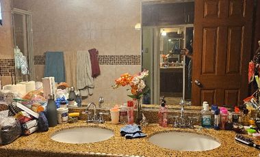 Beautiful house and lot 243 square meters;.