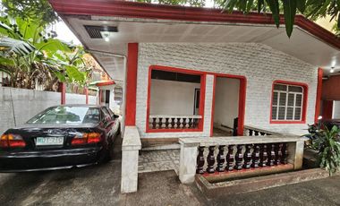 FOR SALE : 240sqm Lot with old house for demolition