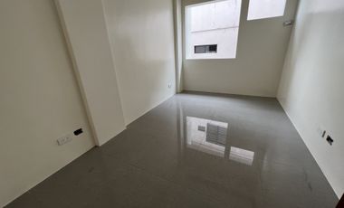 For Sale 4 Bedroom  2 Storey House & Lot in brgy Ampid 1 San Mateo Rizal KSA