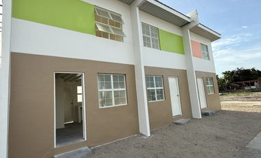 2 Bedrooms House And Lot For Sale -15 minutes Close to Clark