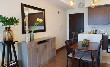 For Sale 1BR Condo with parking Shang Salcedo Place, Gil Puyat Ave, Makati