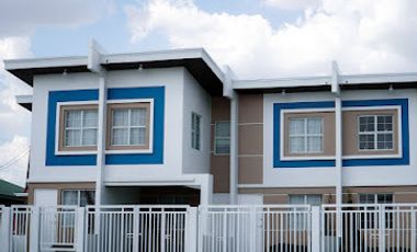 3 Bedroom House and Lot For Sale Near Clark