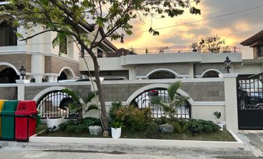 5 Bedroom, 6 Car Garage House and Lot for SALE