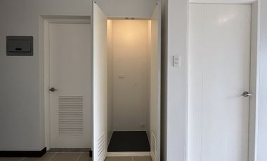 2BR Condo Unit with Parking for Sale at The Atherton, Parañaque City