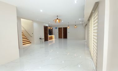 House for Sale in Tahanan Village BF Homes Paranaque