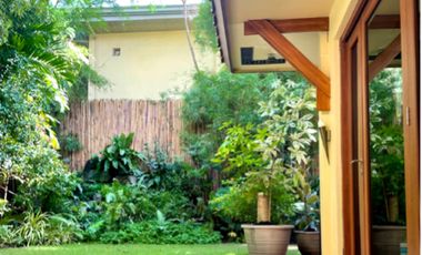 RUSH! AYALA ALABANG TRI-LEVEL HOUSE AND LOT FOR SALE!