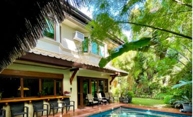 RUSH! AYALA ALABANG TRI-LEVEL HOUSE AND LOT FOR SALE!