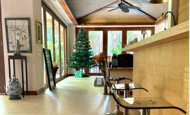 RUSH! AYALA ALABANG TRI-LEVEL HOUSE AND LOT FOR SALE!