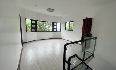 For Sale 2 Storey House and Lot w/ Overlooking in Woodlands Hills San Mateo  KSA