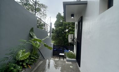 For Sale 2 Storey House and Lot w/ Overlooking in Woodlands Hills San Mateo  KSA