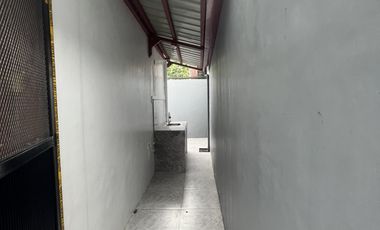 For Sale 2 Storey House and Lot w/ Overlooking in Woodlands Hills San Mateo  KSA