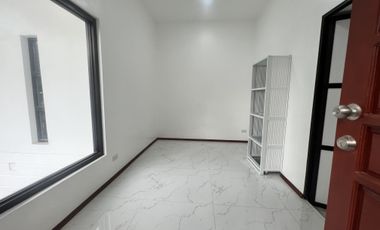 For Sale 2 Storey House and Lot w/ Overlooking in Woodlands Hills San Mateo  KSA
