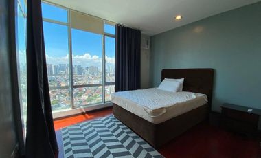 Penthouse unit for rent in Grand Hamptons, BGC