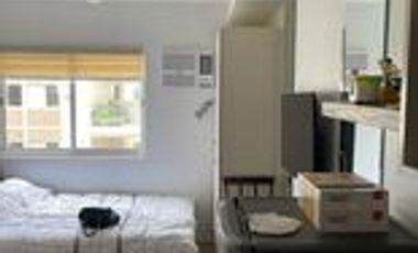 Studio Type Condotel For Rent w/ Internet in Santa Rosa, Laguna