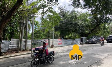 FOR LEASE and FOR SALE COMMERCIAL LAND GOOD FOR WAREHOUSE, CARWASH, RESTO IN AMPARO CALOOCAN