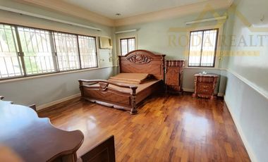 For Sale 560sqm House and Lot!