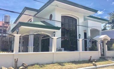 For Sale 560sqm House and Lot!