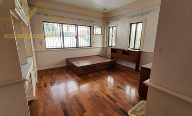 For Sale 560sqm House and Lot!