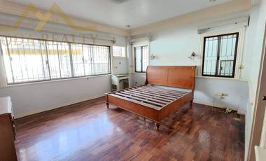 For Sale 560sqm House and Lot!