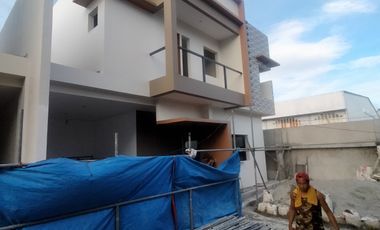 Rush Ready for Occupancy 4 Bedroom Single Detached 4 Sale Calamba Bayan, Laguna
