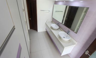 For Sale: Luxurious 5-Bedroom Sea View with Indoor Pool at Amara Subdivision