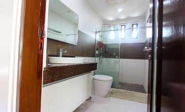 For Sale: Luxurious 5-Bedroom Sea View with Indoor Pool at Amara Subdivision