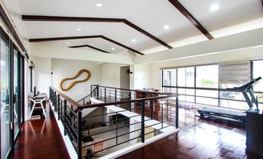 For Sale: Luxurious 5-Bedroom Sea View with Indoor Pool at Amara Subdivision