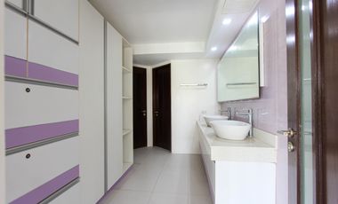 For Sale: Luxurious 5-Bedroom Sea View with Indoor Pool at Amara Subdivision