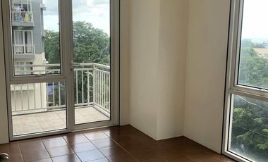 For Sale 2BR with balcony Lipat Agad Condo in Ugong Pasig near Tiendesitas