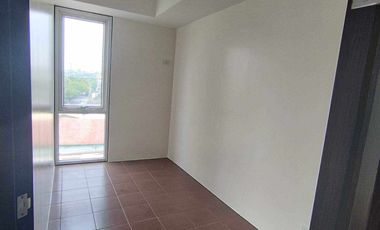 For Sale 2BR with balcony Lipat Agad Condo in Ugong Pasig near Tiendesitas